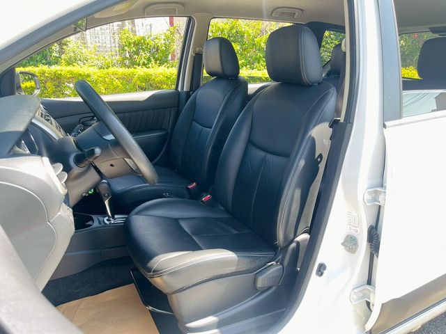 NISSAN日產 LIVINA  第10張相片