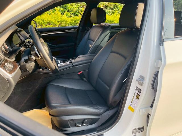 BMW寶馬 528I  第14張相片