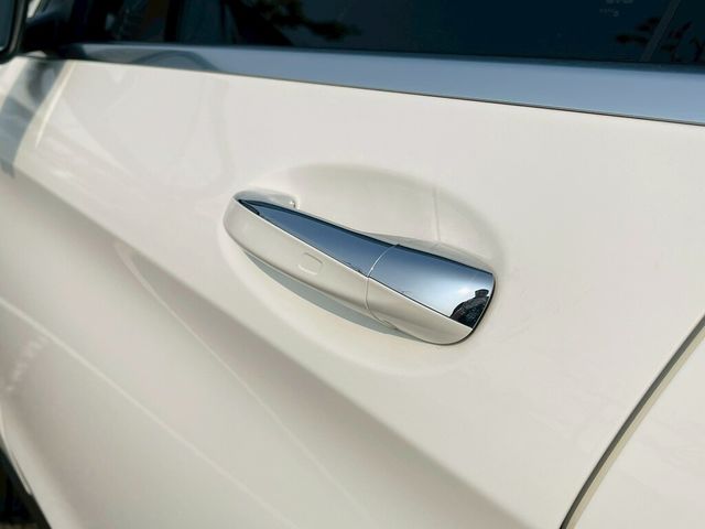 M-BENZ賓士 GLC300  第5張相片