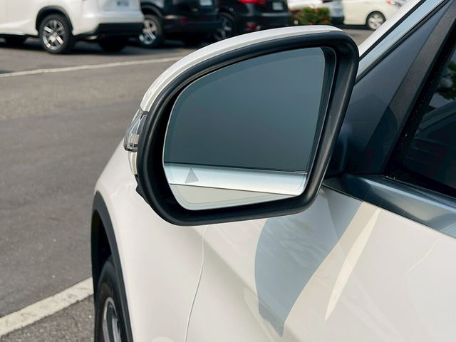 M-BENZ賓士 GLC300  第14張相片