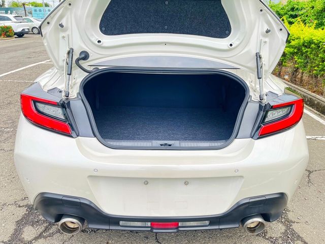 SUBARU速霸陸 BRZ  第17張相片