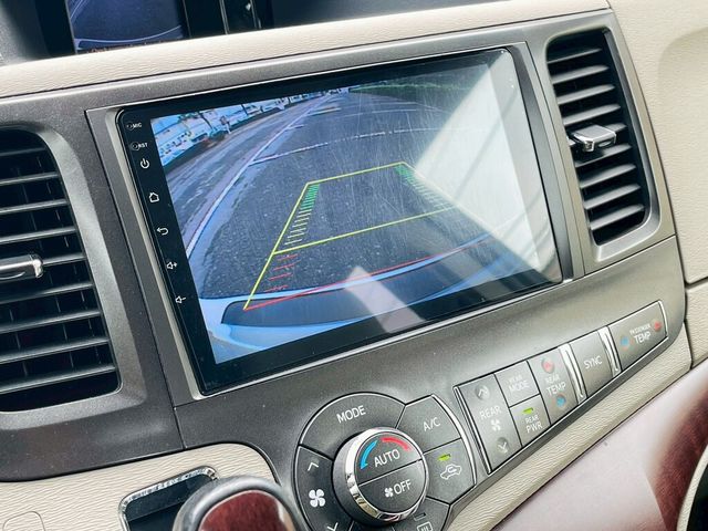 TOYOTA豐田 SIENNA  第10張相片