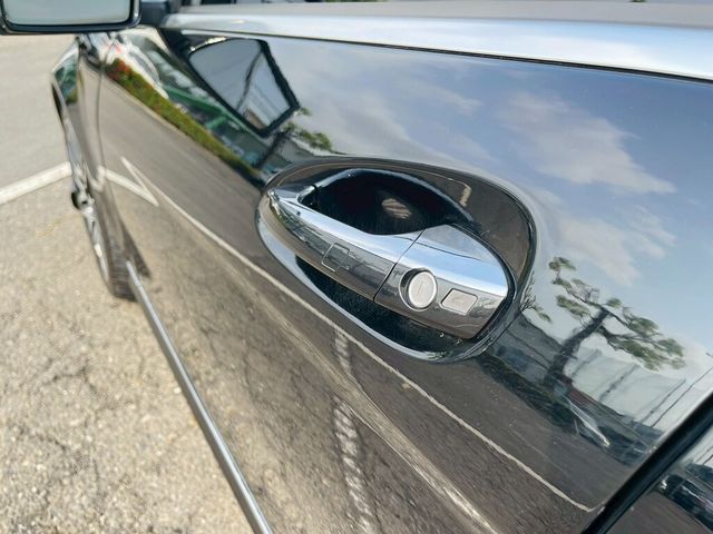 M-BENZ賓士 C250  第5張相片