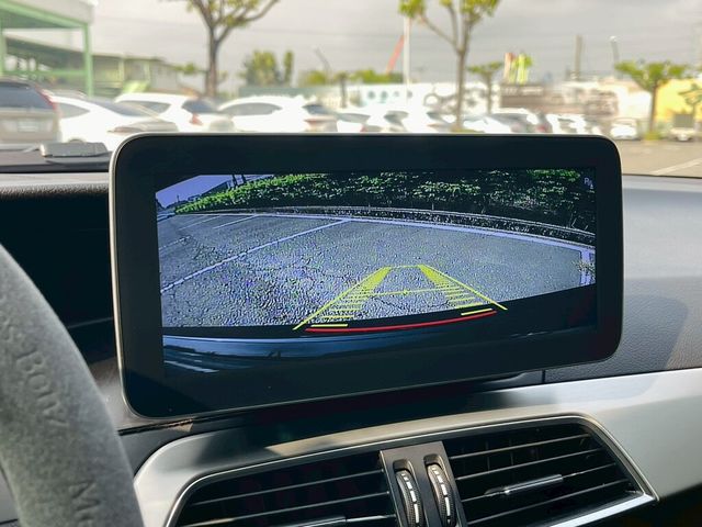 M-BENZ賓士 C250  第9張相片