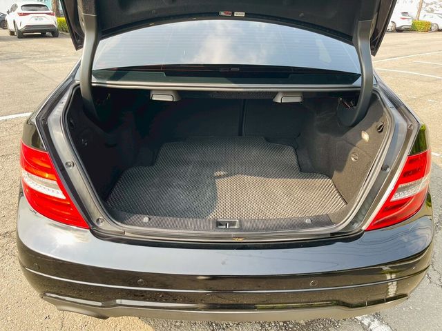 M-BENZ賓士 C250  第18張相片