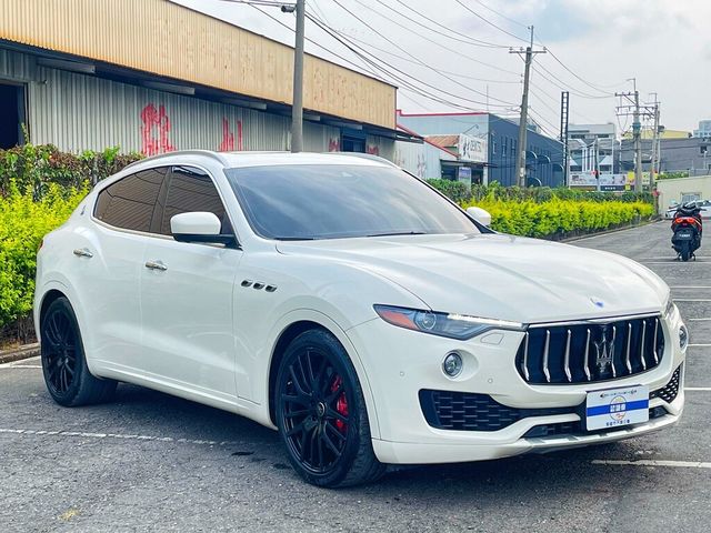 MASERATI瑪莎拉蒂 LEVANTE S  第2張相片
