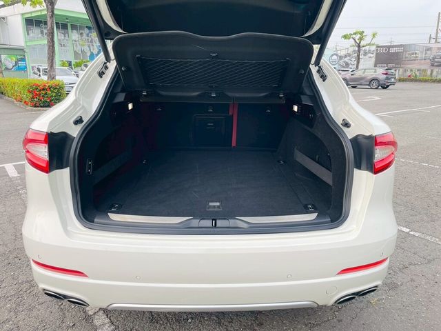 MASERATI瑪莎拉蒂 LEVANTE S  第19張相片