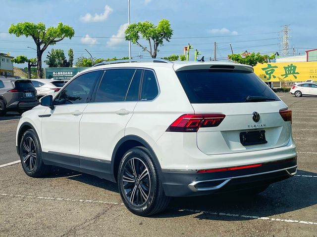 VOLKSWAGEN福斯 TIGUAN  第3張相片