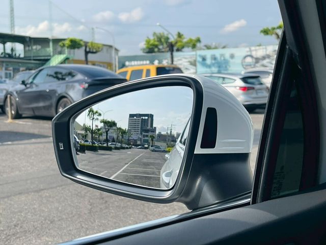 VOLKSWAGEN福斯 TIGUAN  第15張相片