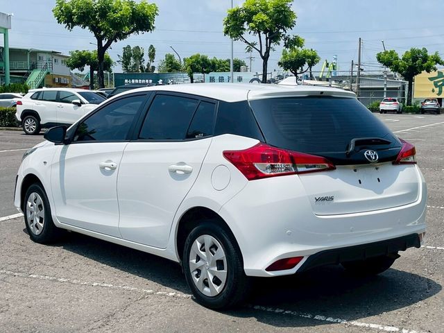 TOYOTA豐田 YARIS  第3張相片