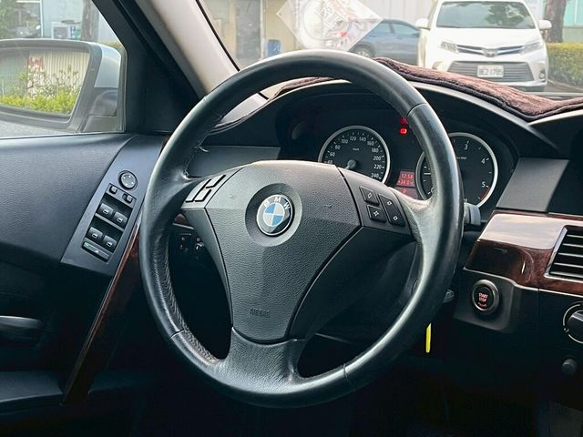 BMW寶馬 520D  第6張相片