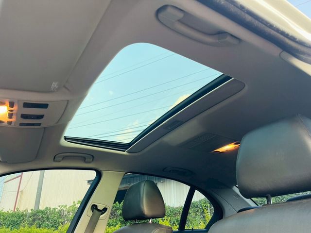 BMW寶馬 520D  第10張相片
