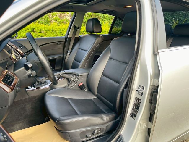 BMW寶馬 520D  第11張相片