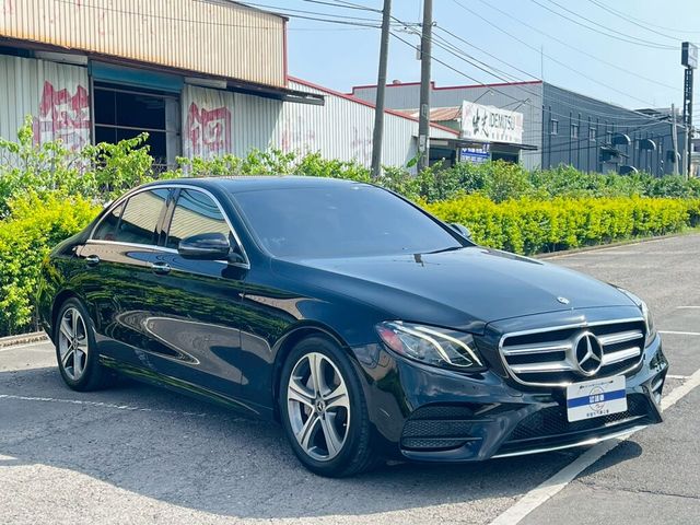 M-BENZ賓士 E300  第2張相片