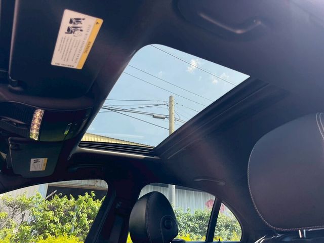 M-BENZ賓士 E300  第13張相片