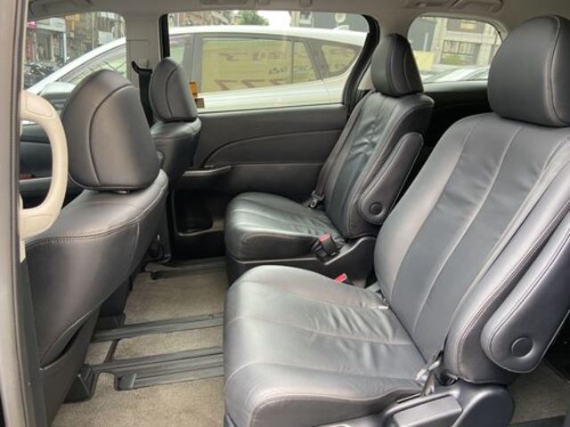 TOYOTA豐田 PREVIA  第12張相片