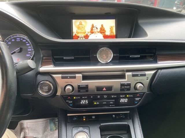 LEXUS凌志 ES200  第8張相片
