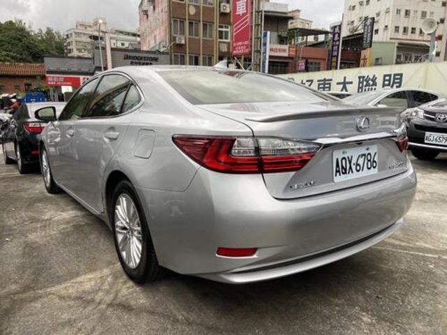 LEXUS凌志 ES200  第4張相片