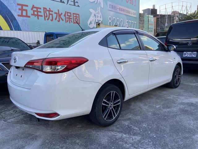 TOYOTA豐田 VIOS  第2張相片