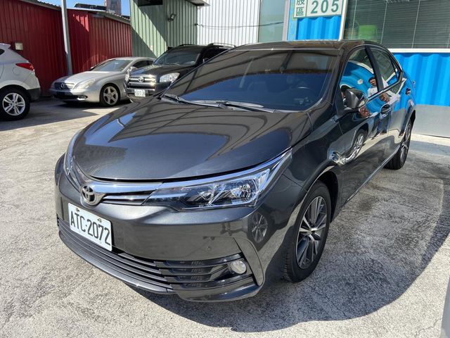 TOYOTA豐田 ALTIS  第1張相片