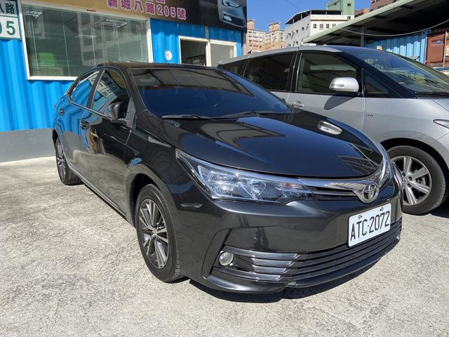 TOYOTA豐田 ALTIS  第3張相片