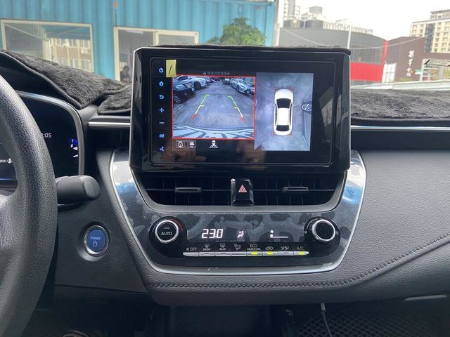 TOYOTA豐田 ALTIS  第12張相片