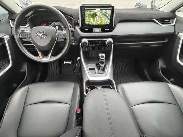 TOYOTA豐田 RAV4  第5張相片