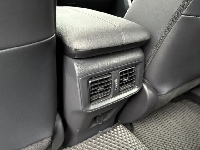 TOYOTA豐田 RAV4  第17張相片