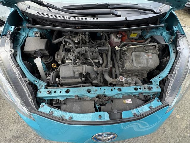 TOYOTA豐田 PRIUS C  第11張相片