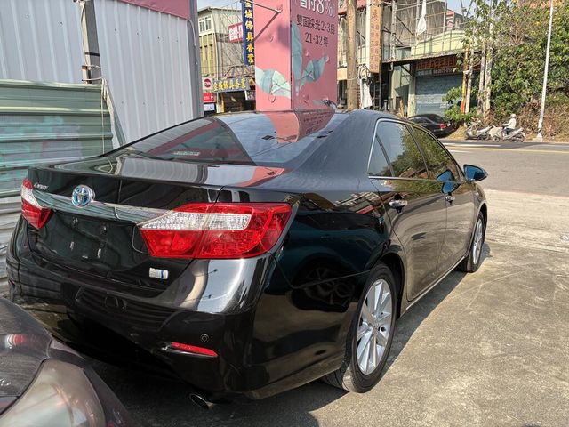 TOYOTA豐田 CAMRY HYBRID  第2張相片