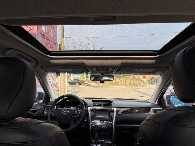 TOYOTA豐田 CAMRY HYBRID  第14張相片