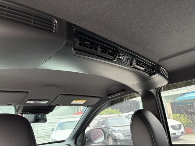 MITSUBISHI三菱 ZINGER  第15張相片