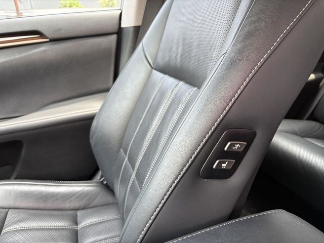 LEXUS凌志 ES300H  第13張相片