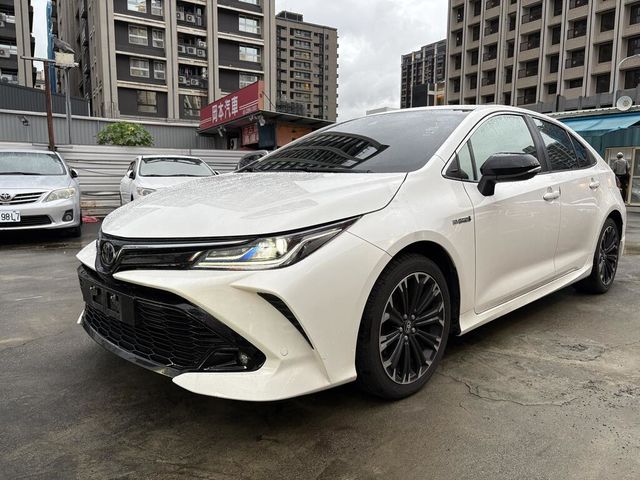 TOYOTA豐田 ALTIS  第1張相片