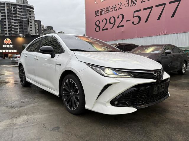 TOYOTA豐田 ALTIS  第3張相片
