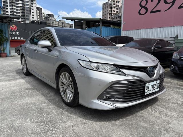 TOYOTA豐田 CAMRY HYBRID  第3張相片