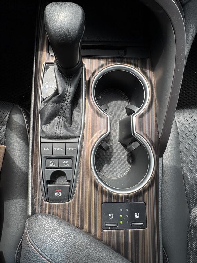 TOYOTA豐田 CAMRY HYBRID  第12張相片
