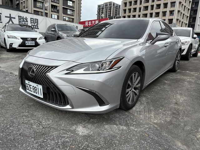LEXUS凌志 ES200  第1張相片