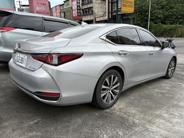 LEXUS凌志 ES200  第2張相片