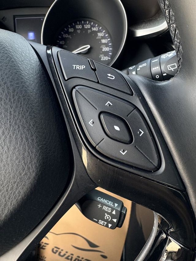 TOYOTA豐田 C-HR  第9張相片