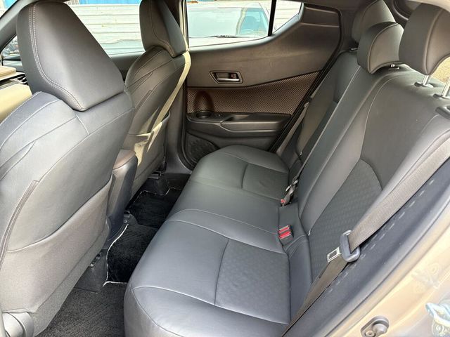 TOYOTA豐田 C-HR  第13張相片