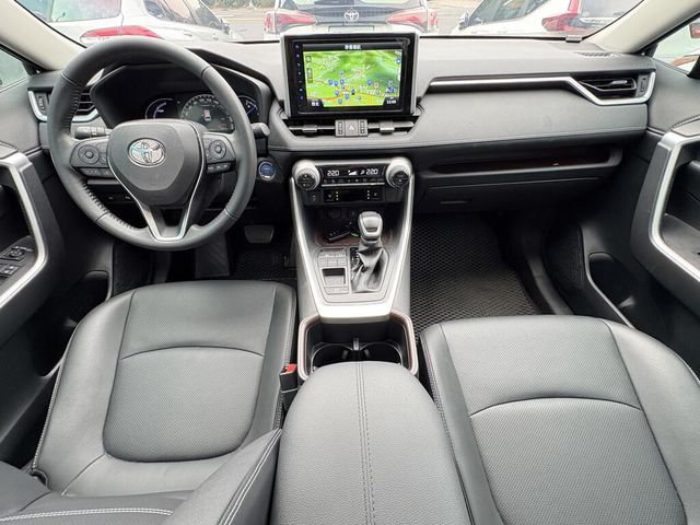 TOYOTA豐田 RAV4  第5張相片