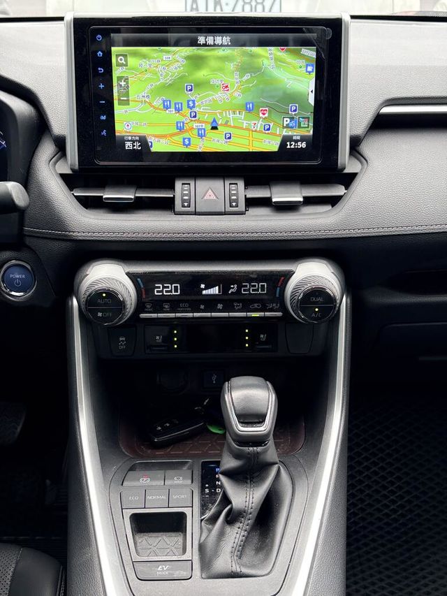 TOYOTA豐田 RAV4  第16張相片