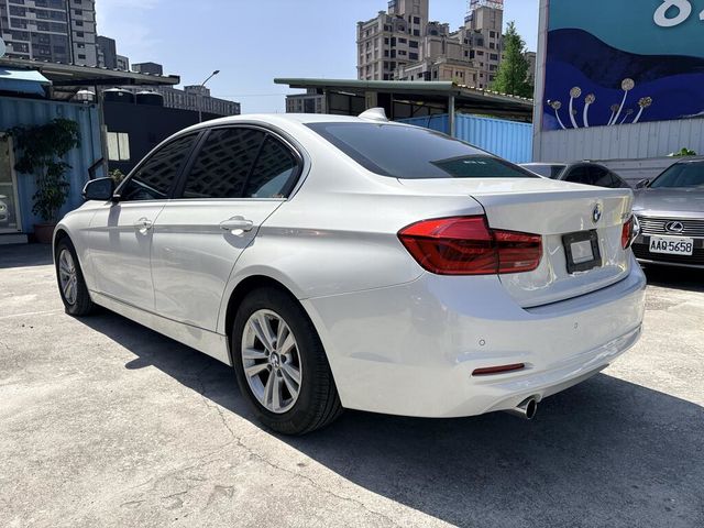 BMW寶馬 318I  第4張相片