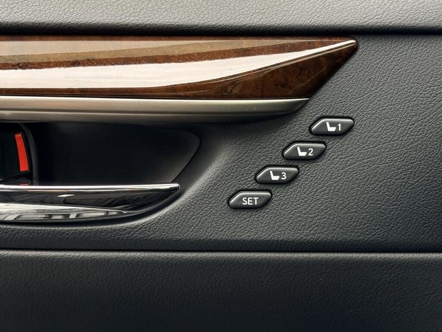 LEXUS凌志 ES300H  第9張相片