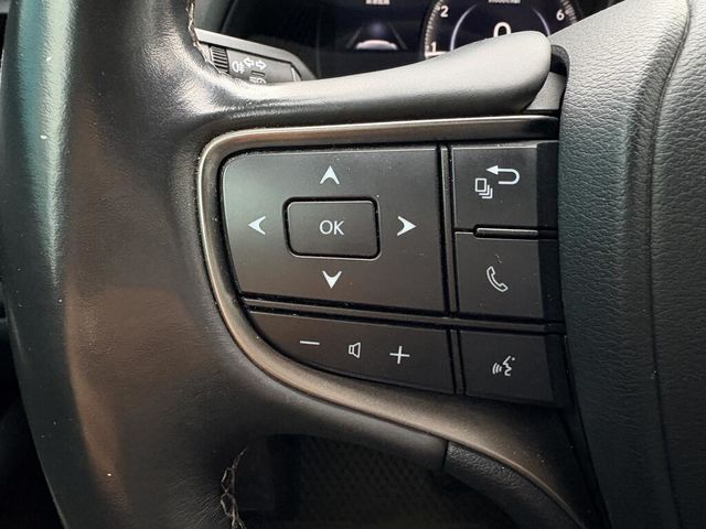 LEXUS凌志 UX200  第8張相片
