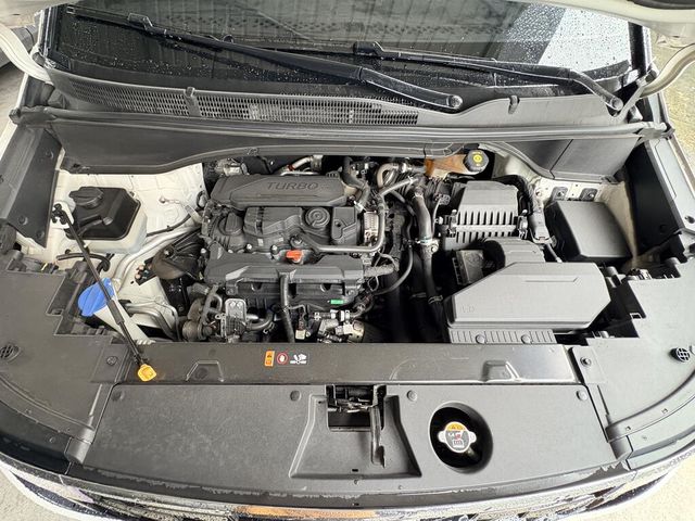 HYUNDAI現代 CUSTIN  第6張相片