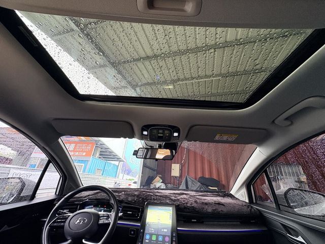 HYUNDAI現代 CUSTIN  第16張相片