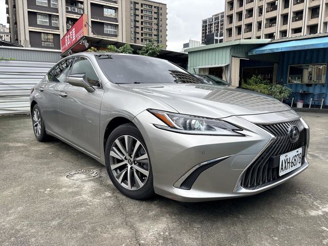 LEXUS凌志 ES200  第3張相片