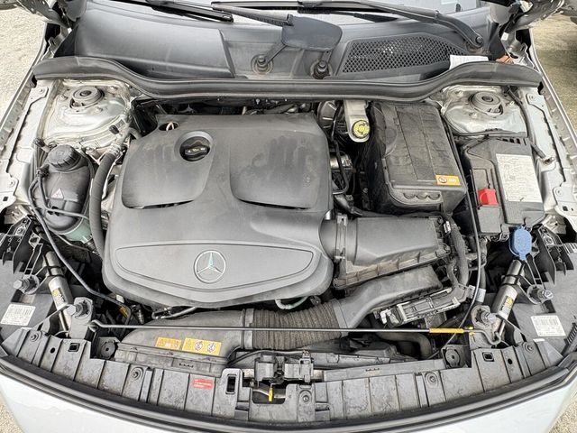 M-BENZ賓士 GLA200  第6張相片